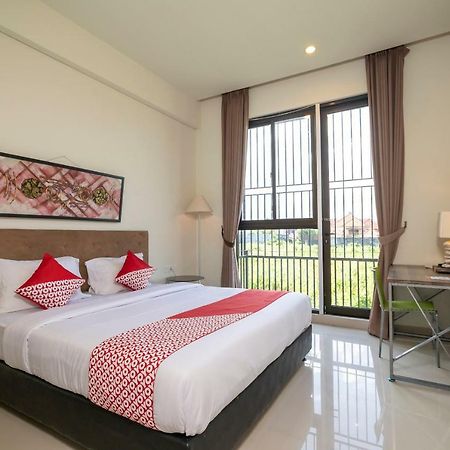 Oyo 697 Olivia Inn Denpasar ليجيان المظهر الخارجي الصورة