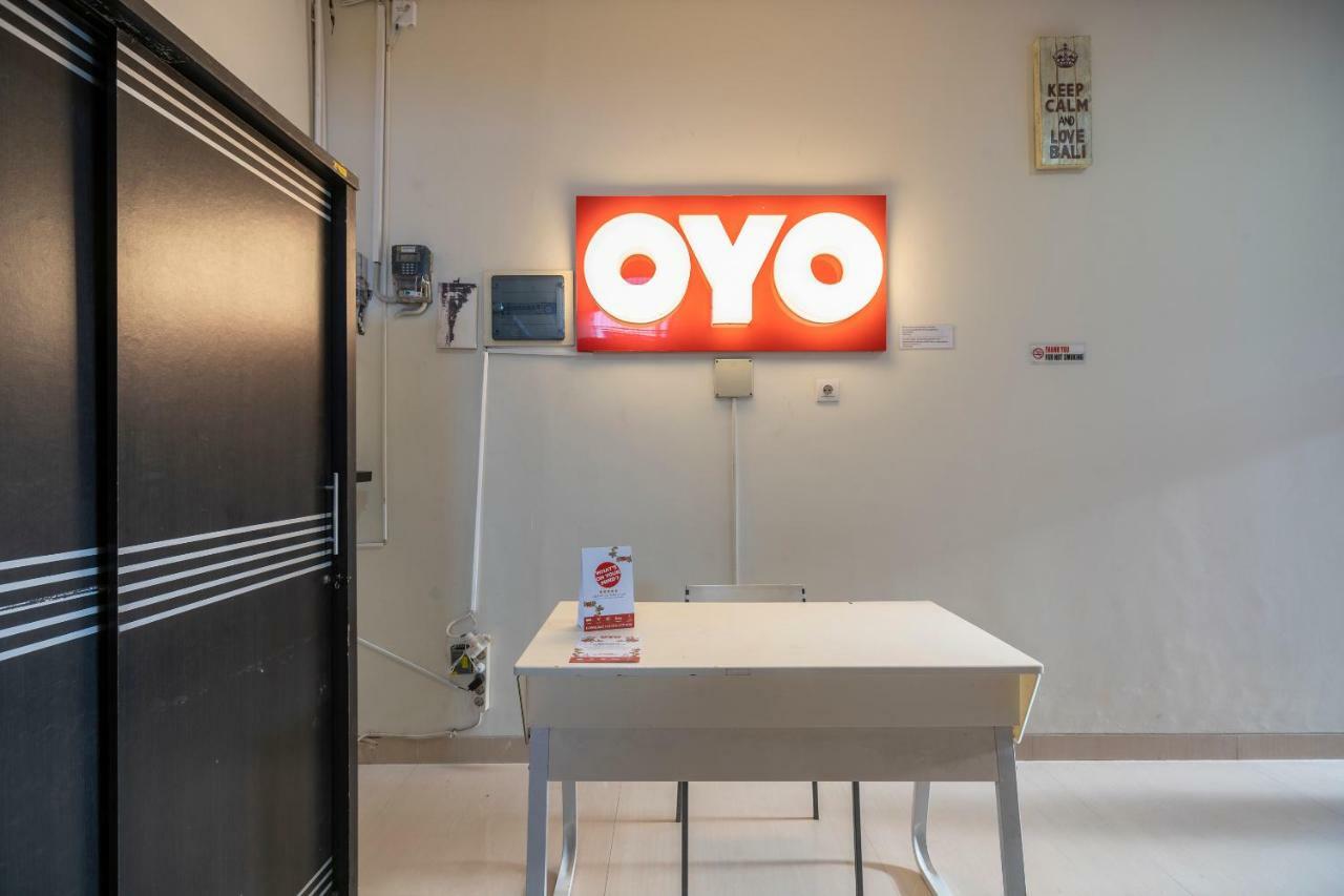 Oyo 697 Olivia Inn Denpasar ليجيان المظهر الخارجي الصورة