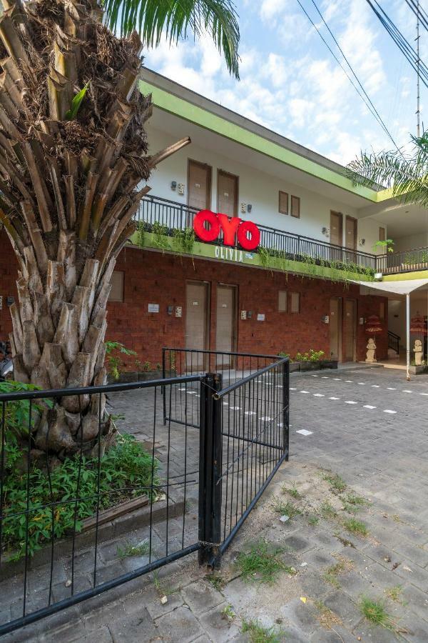 Oyo 697 Olivia Inn Denpasar ليجيان المظهر الخارجي الصورة