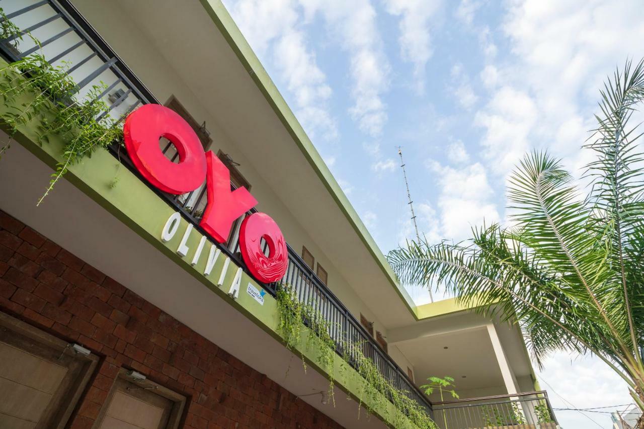 Oyo 697 Olivia Inn Denpasar ليجيان المظهر الخارجي الصورة