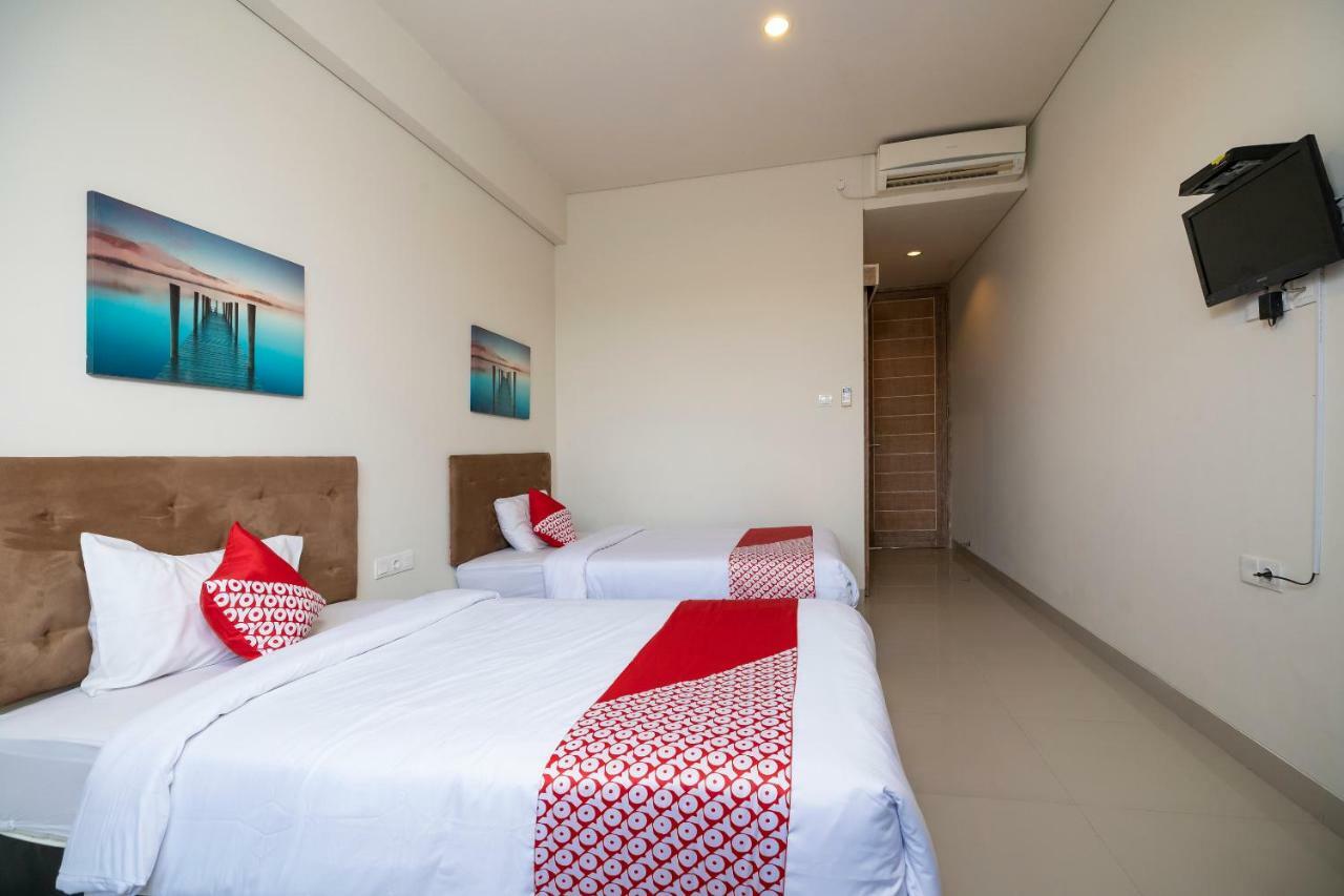 Oyo 697 Olivia Inn Denpasar ليجيان المظهر الخارجي الصورة