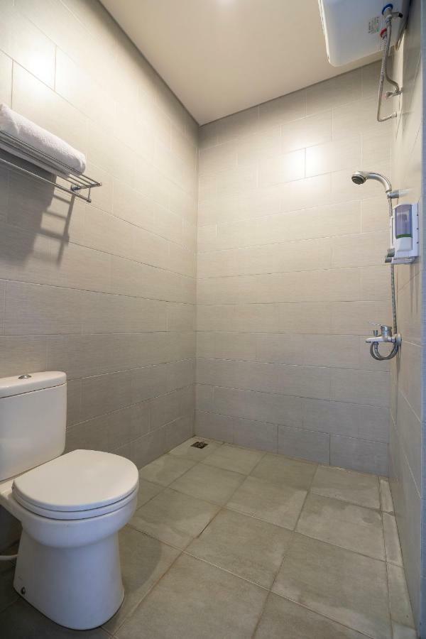Oyo 697 Olivia Inn Denpasar ليجيان المظهر الخارجي الصورة