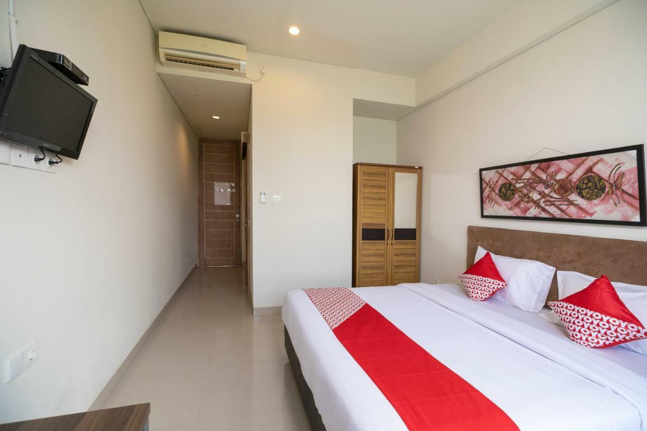 Oyo 697 Olivia Inn Denpasar ليجيان المظهر الخارجي الصورة
