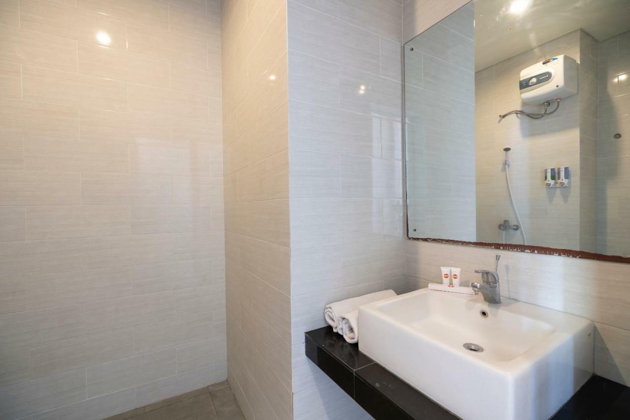 Oyo 697 Olivia Inn Denpasar ليجيان المظهر الخارجي الصورة